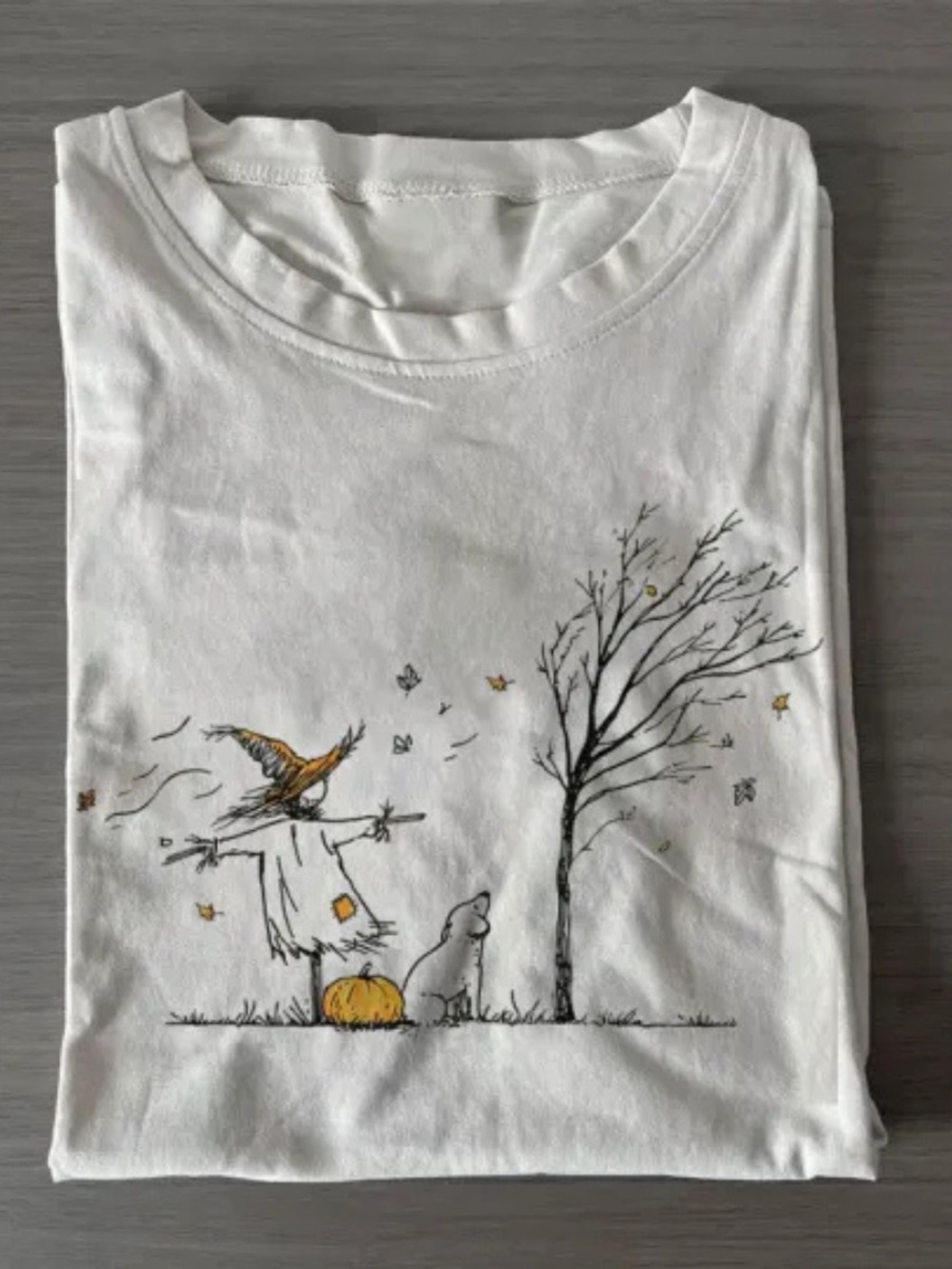 Gildan Halloween Scarecrow And Pumpkin Graphic Tee